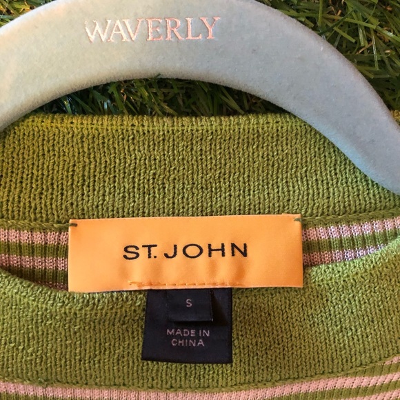 St Johns cute soft tank top and sweater combo - Picture 4 of 6